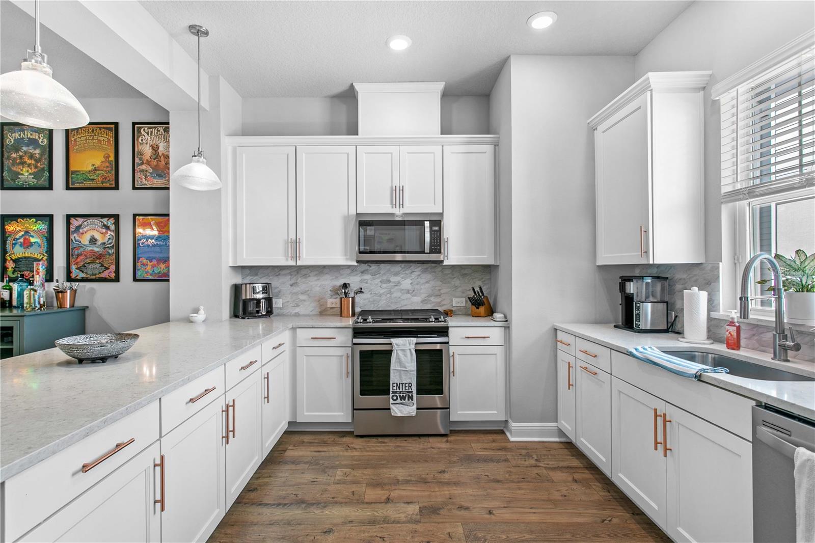 268 8TH ST N