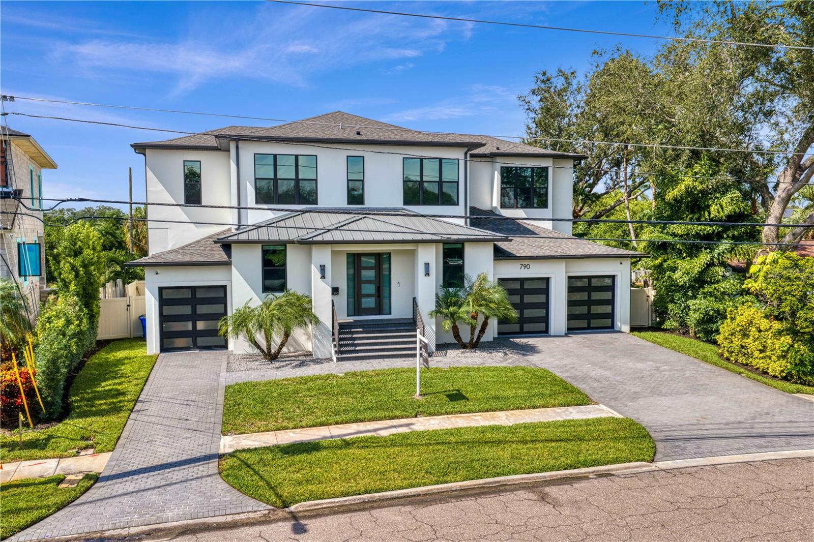 790 CORDOVA BLVD NE