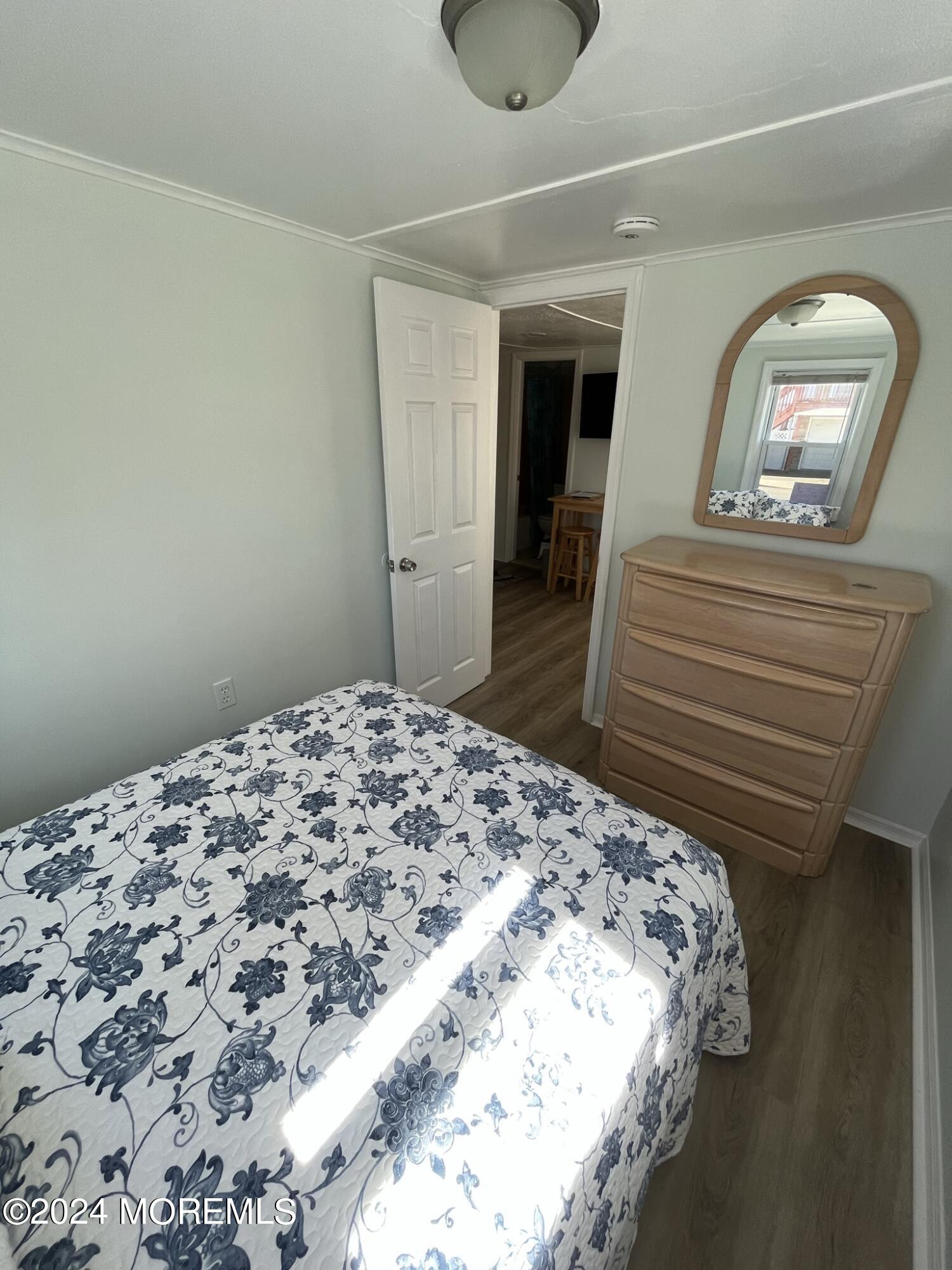 328 Sumner Avenue, 1