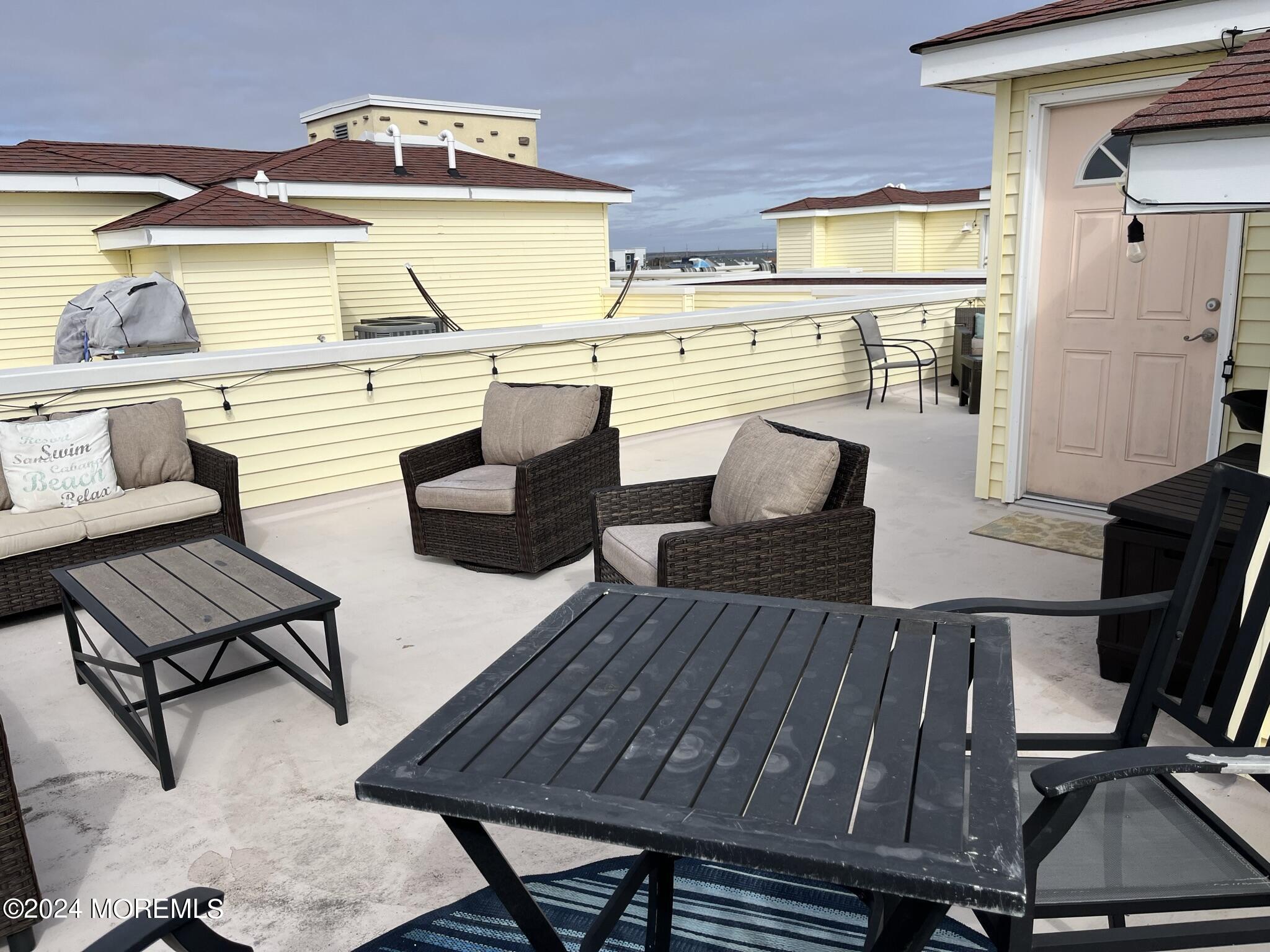 119 Dupont Avenue, A8