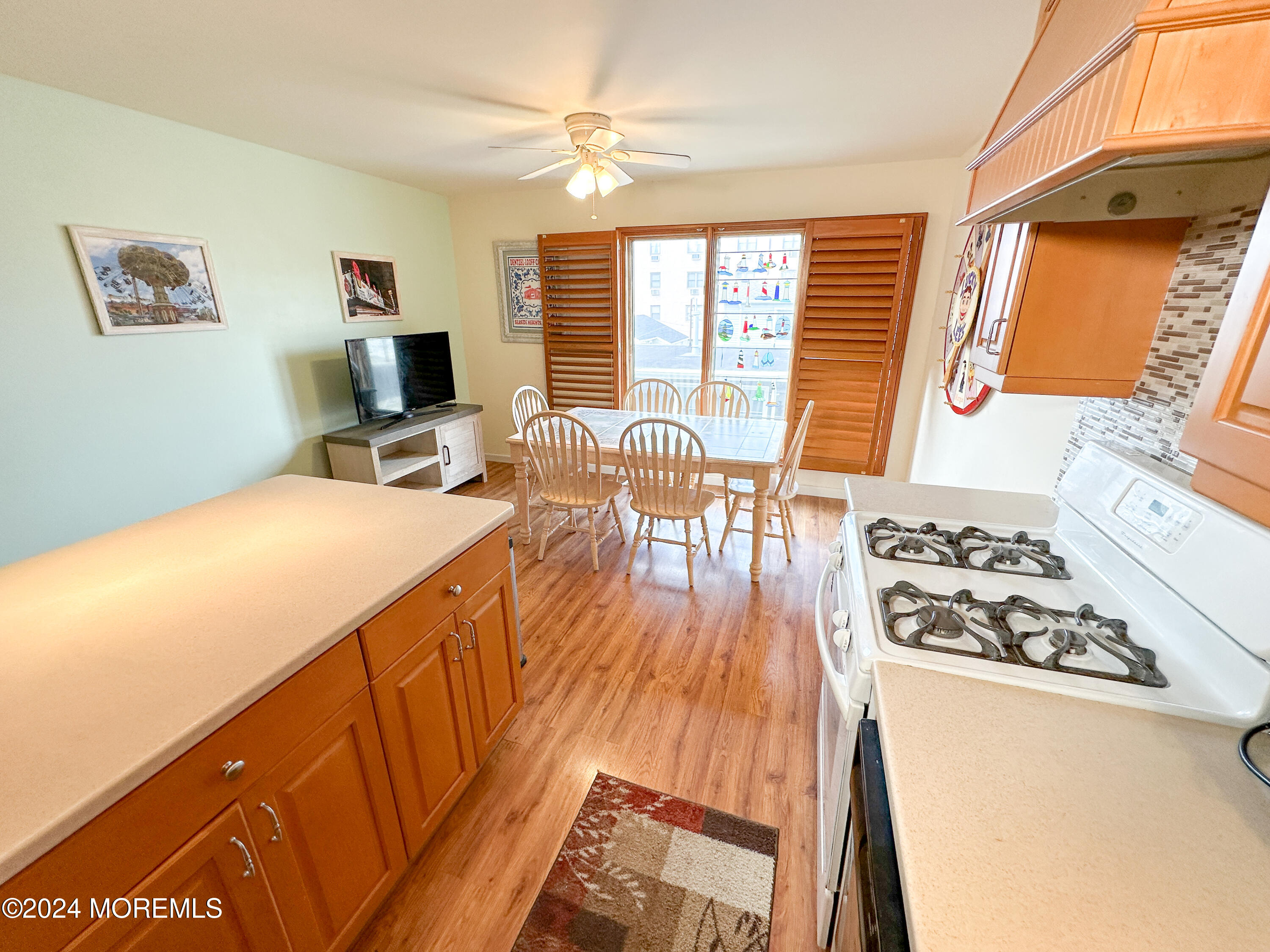 15 Carteret Avenue 3