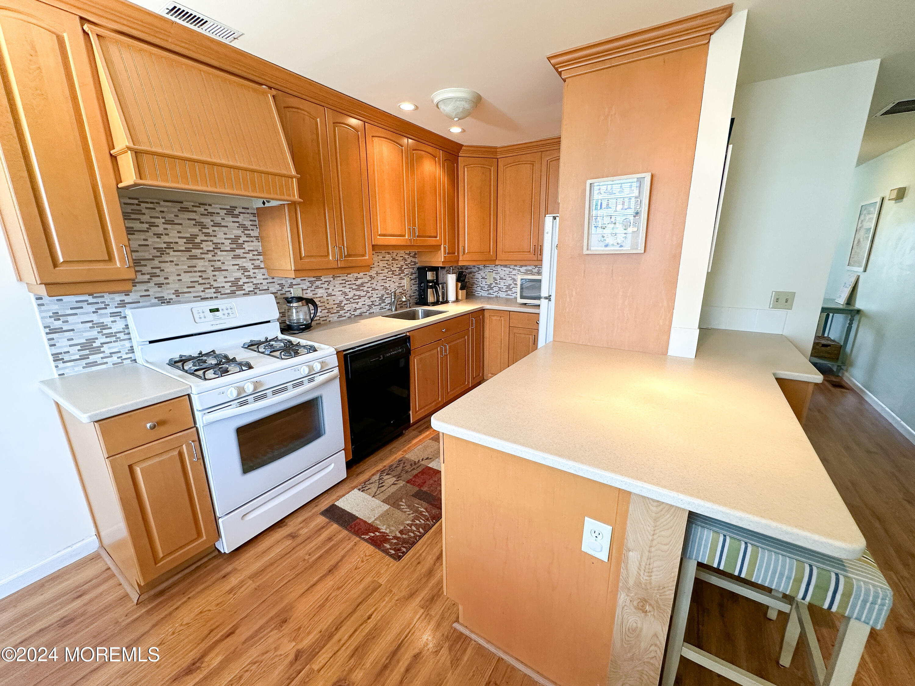 15 Carteret Avenue 3
