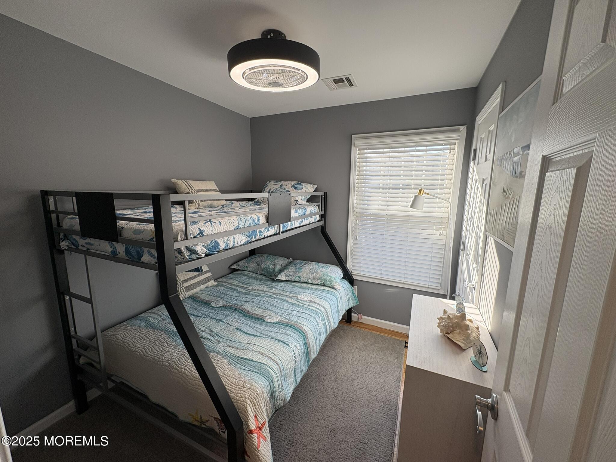 30 E Bay Way