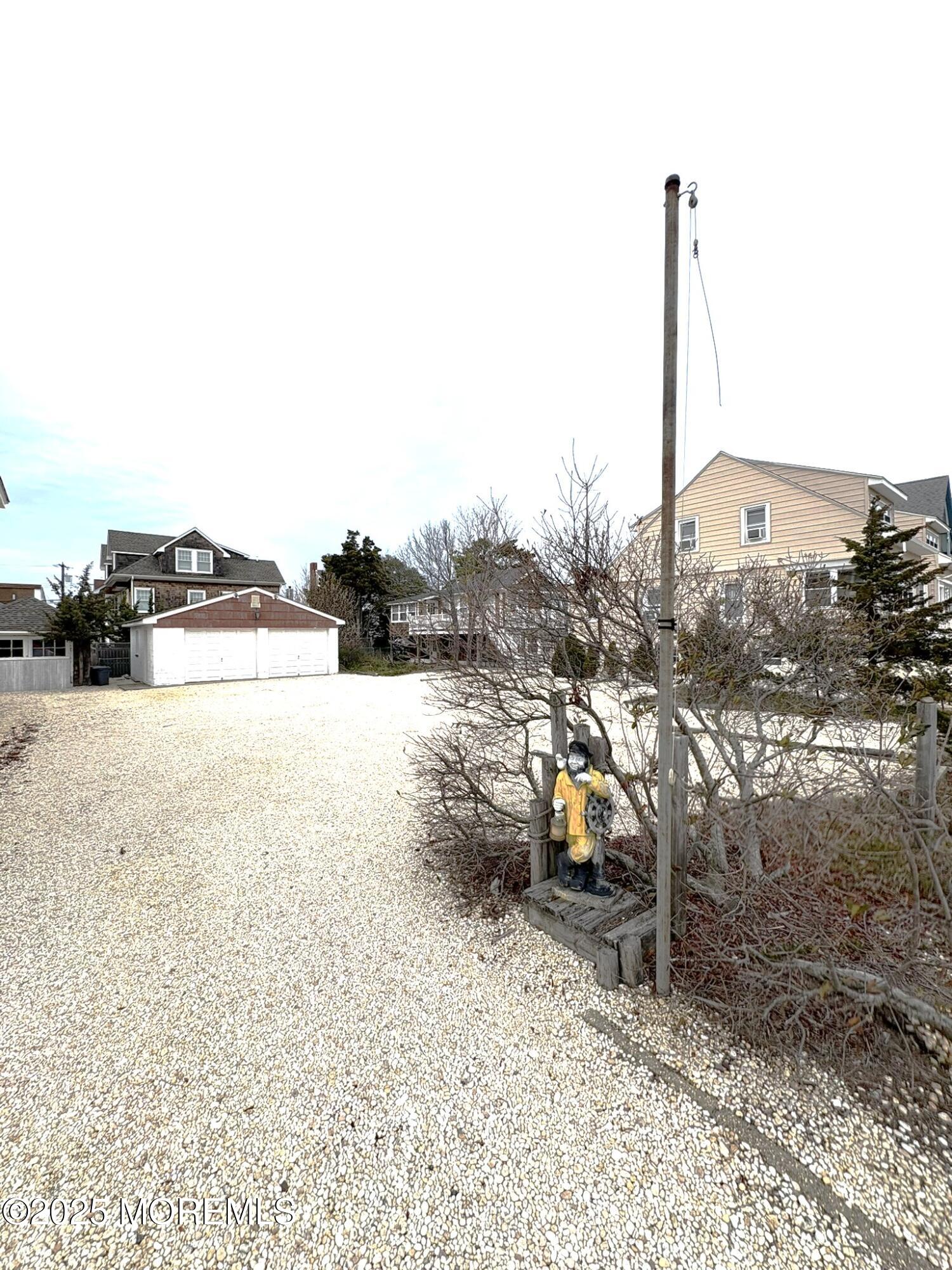 40-42 3rd Avenue