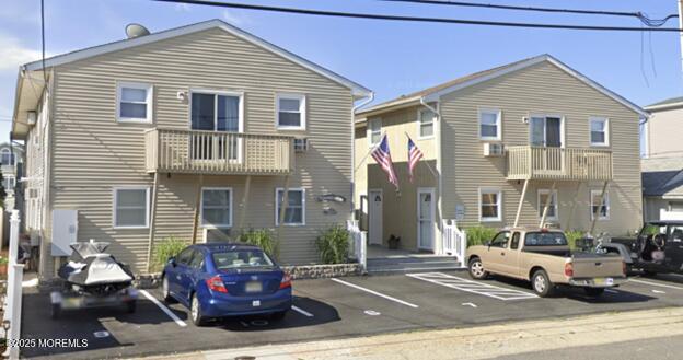 217 Hiering Avenue 11