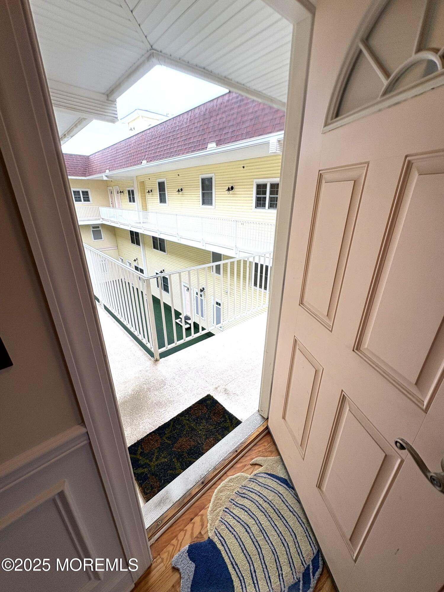 119 Dupont Avenue 10