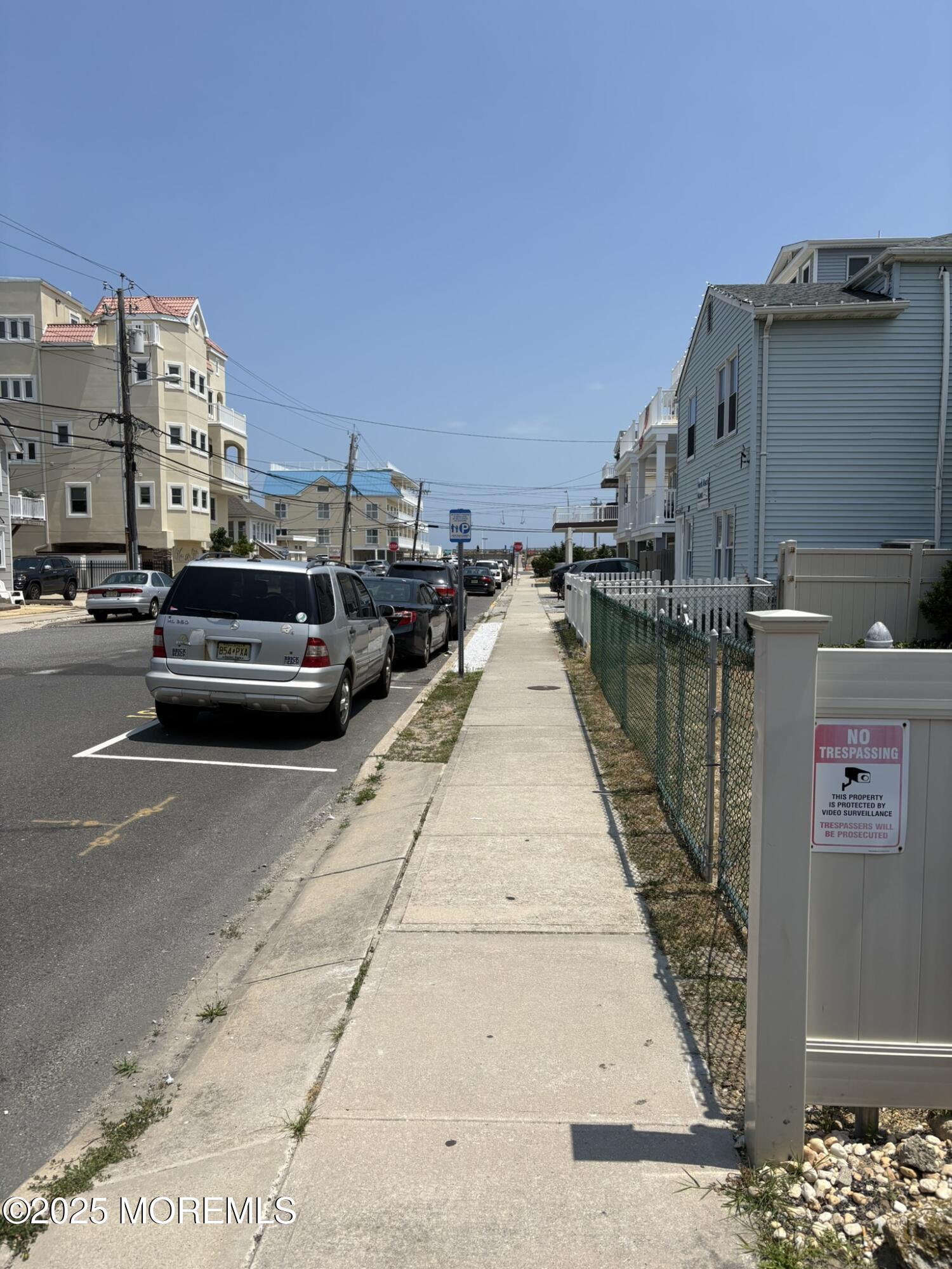 45 Sampson Avenue 11