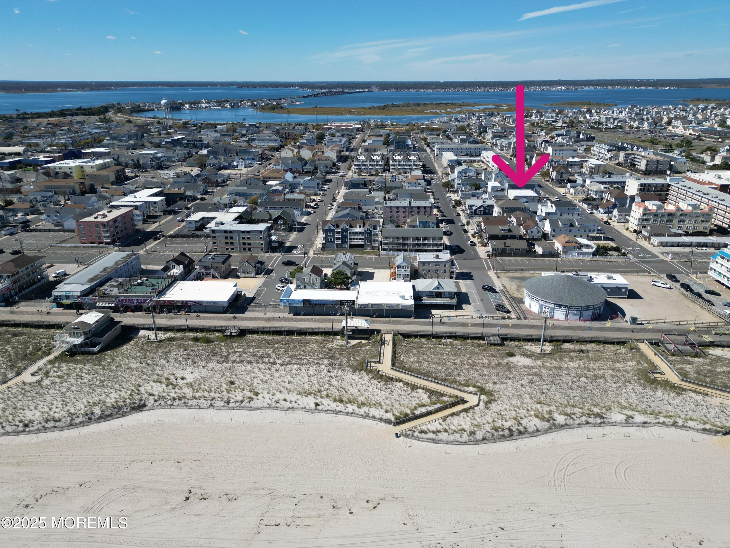 45 Sampson Avenue 11