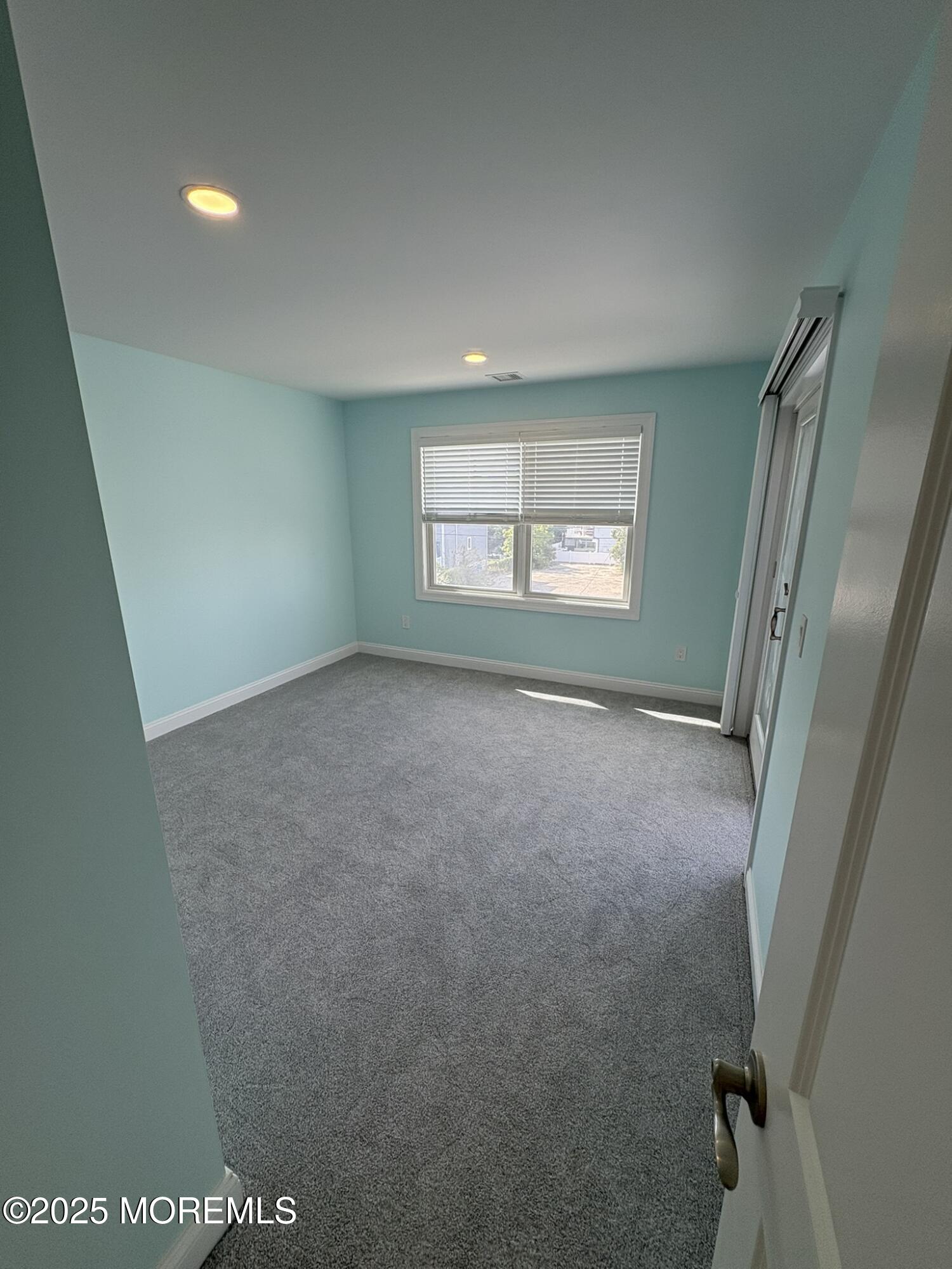 122 7th Avenue