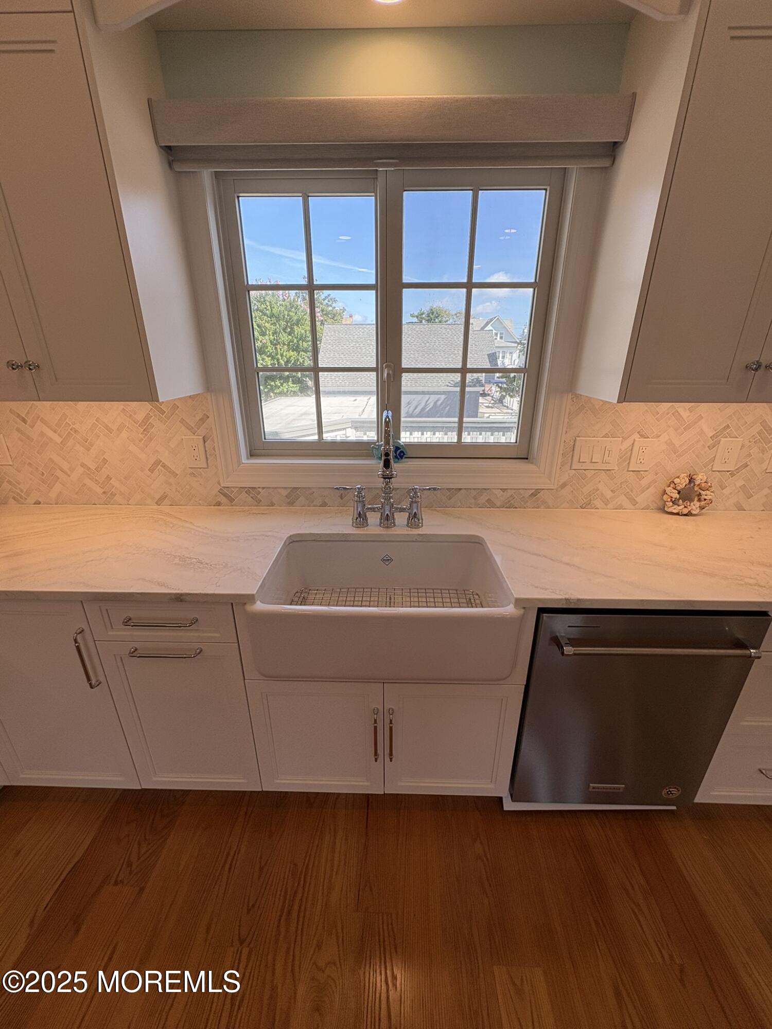 122 7th Avenue