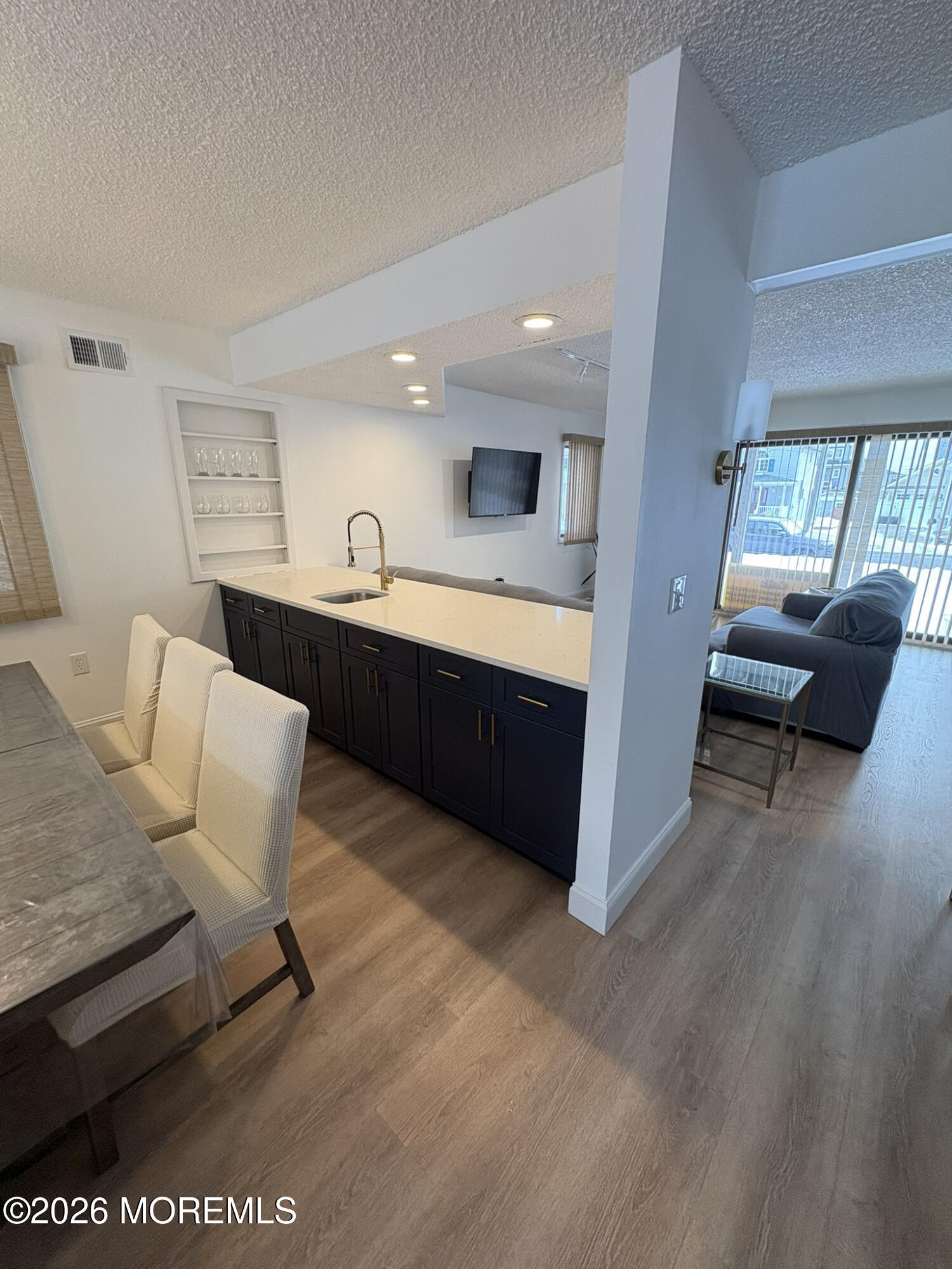17 Brown Avenue B