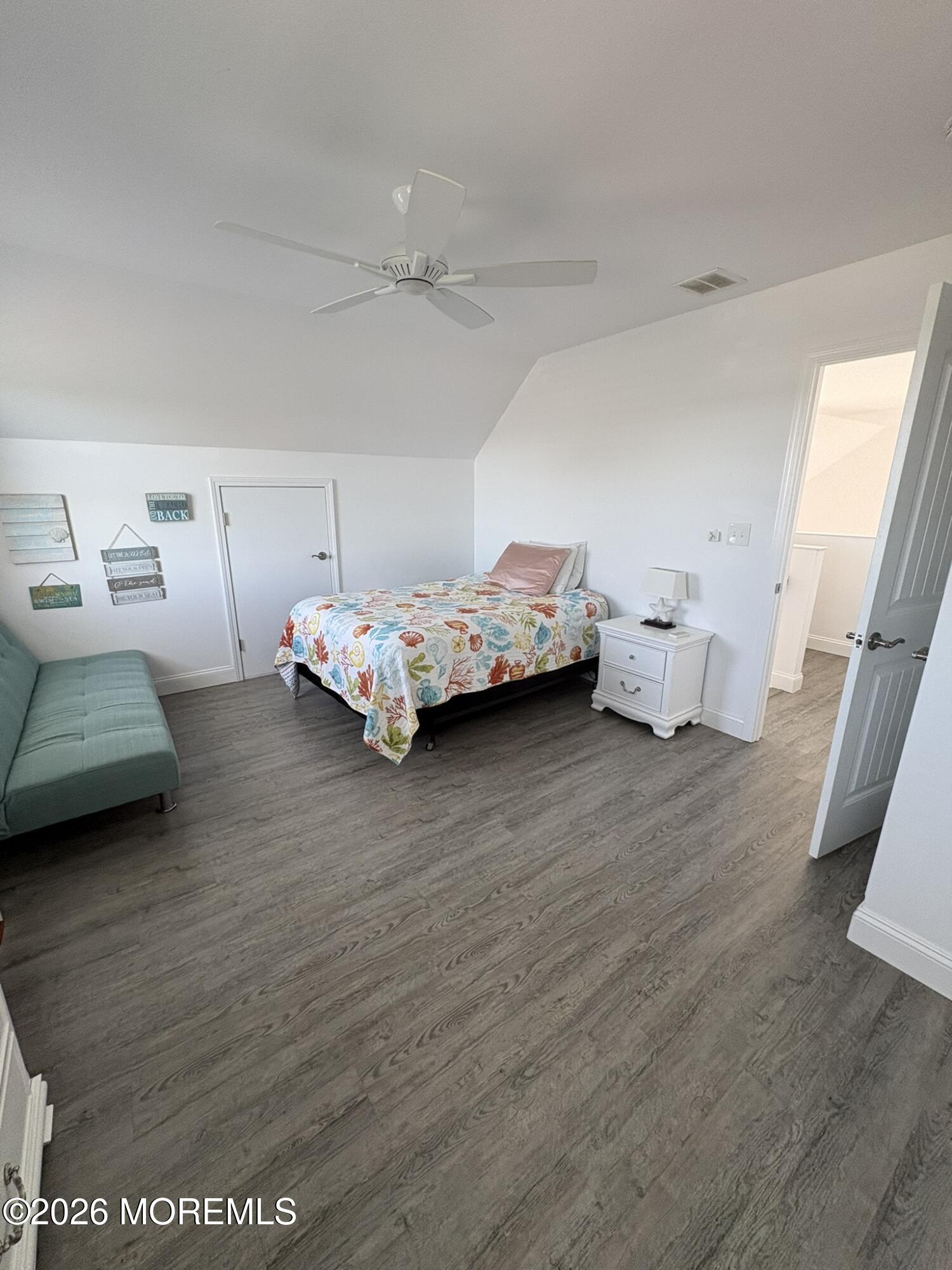 215 Heron Road