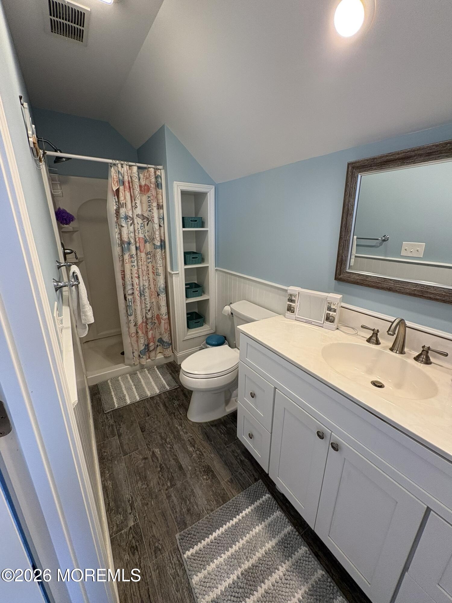 215 Heron Road