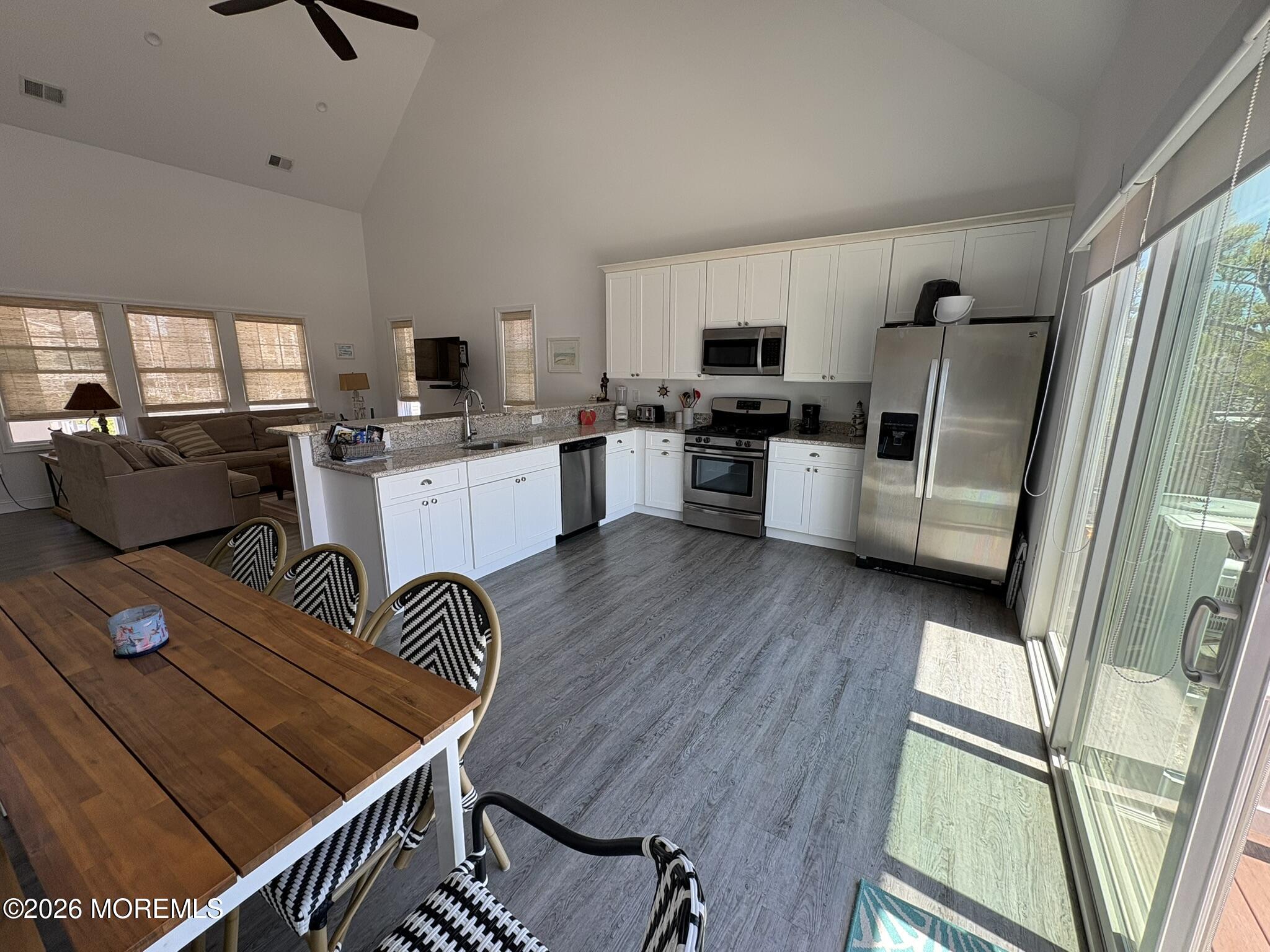 215 Heron Road