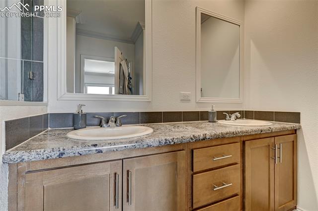 8584 Indian Village Heights