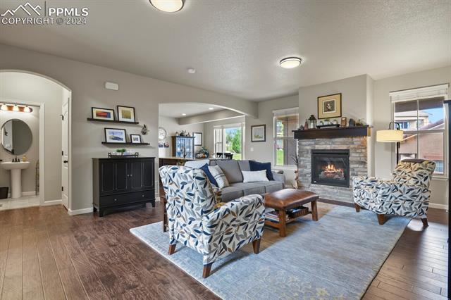 8345 Grand Peak Summit View