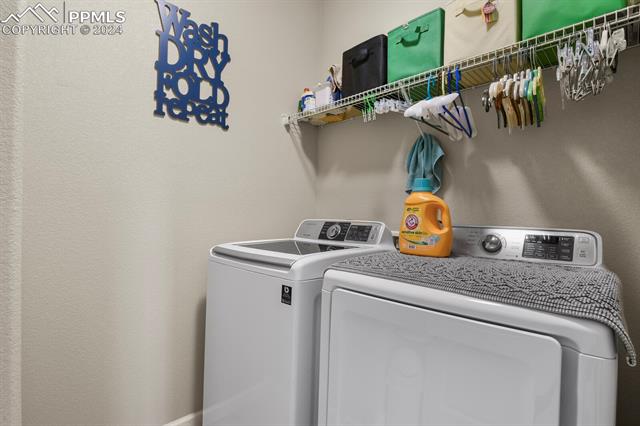 8345 Grand Peak Summit View