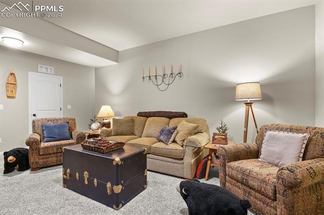 8345 Grand Peak Summit View