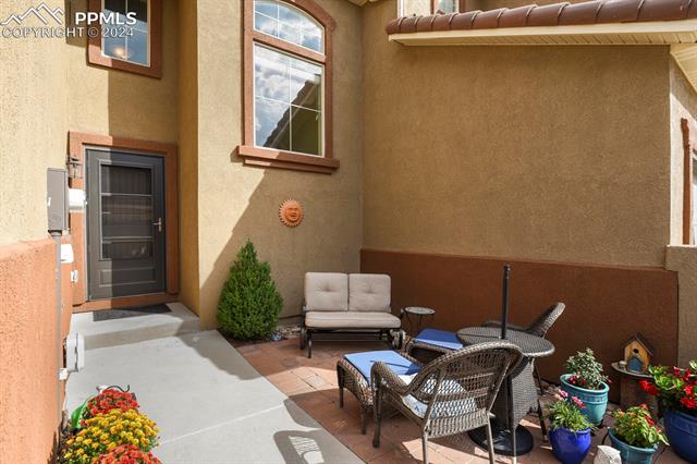 8345 Grand Peak Summit View