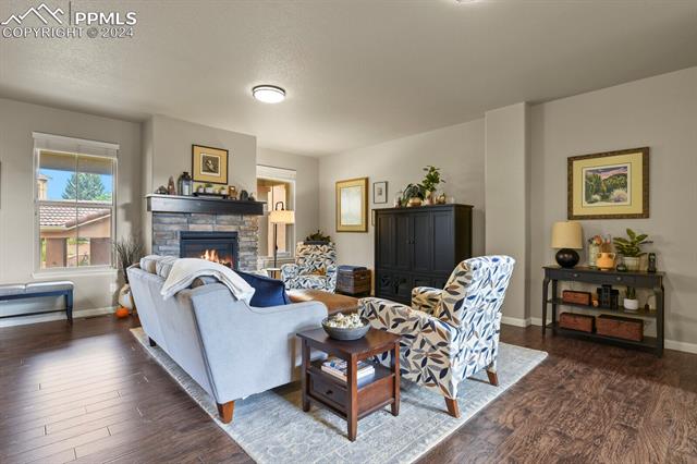 8345 Grand Peak Summit View