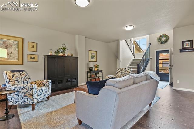 8345 Grand Peak Summit View