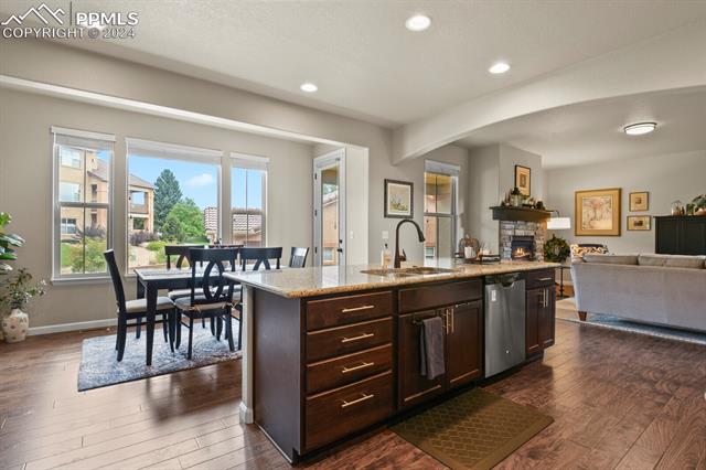 8345 Grand Peak Summit View