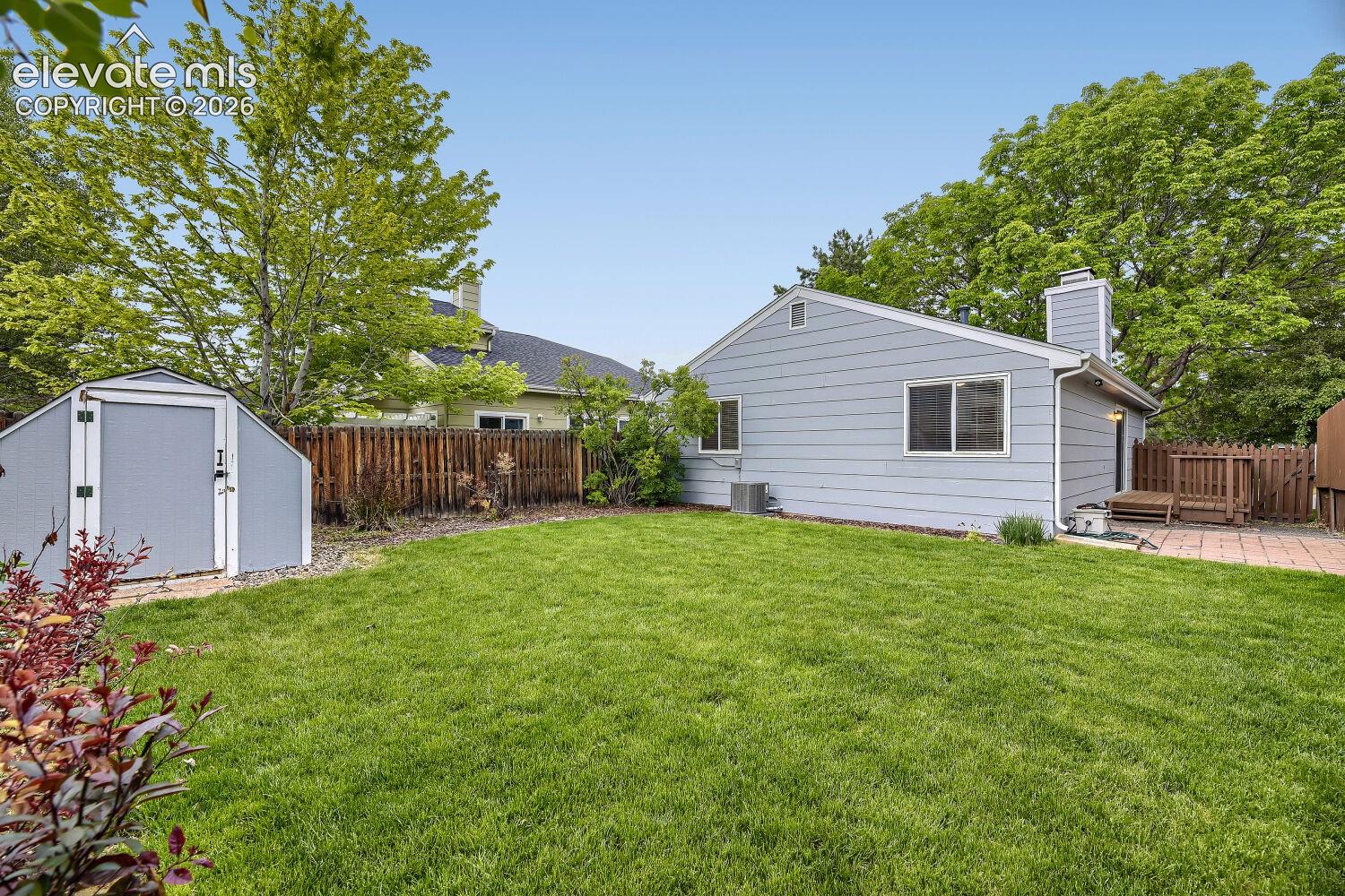 5595 Zang Street