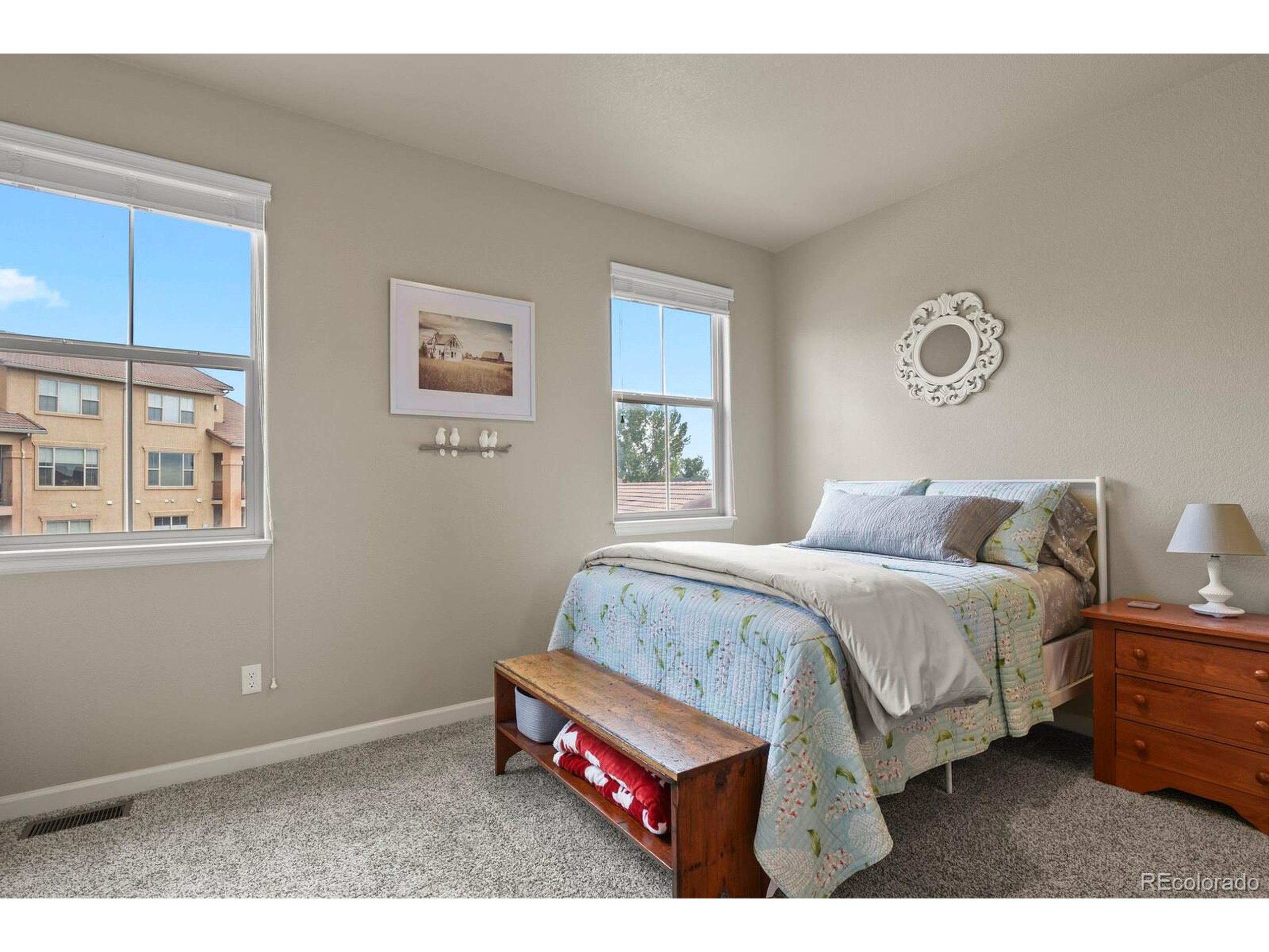 8345 Grand Peak Summit Vw