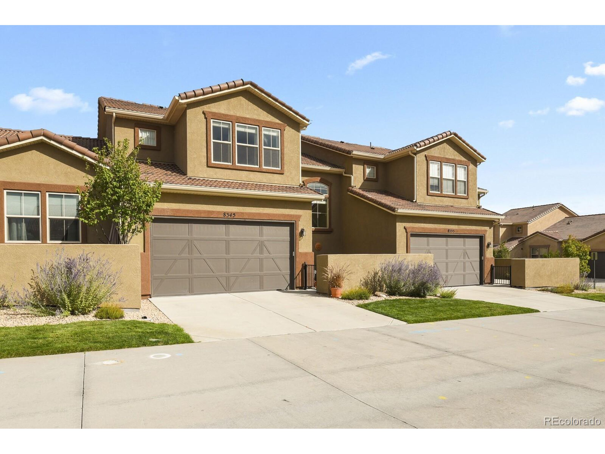 8345 Grand Peak Summit Vw