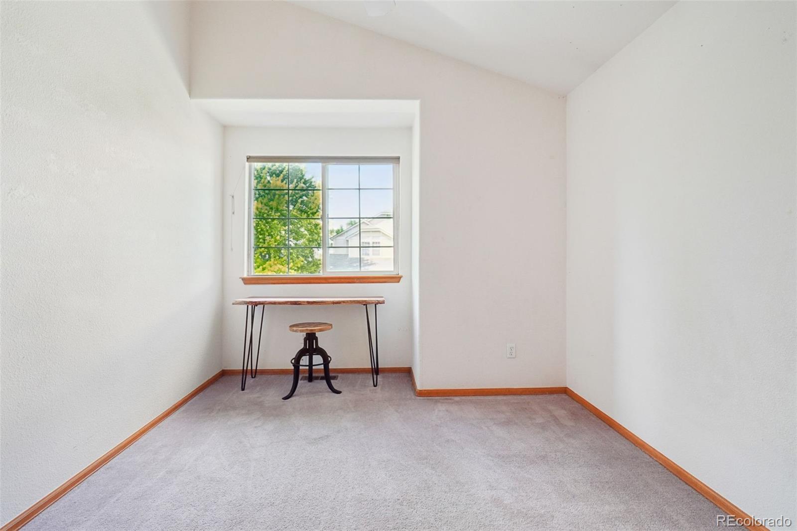 17040 Hastings Avenue