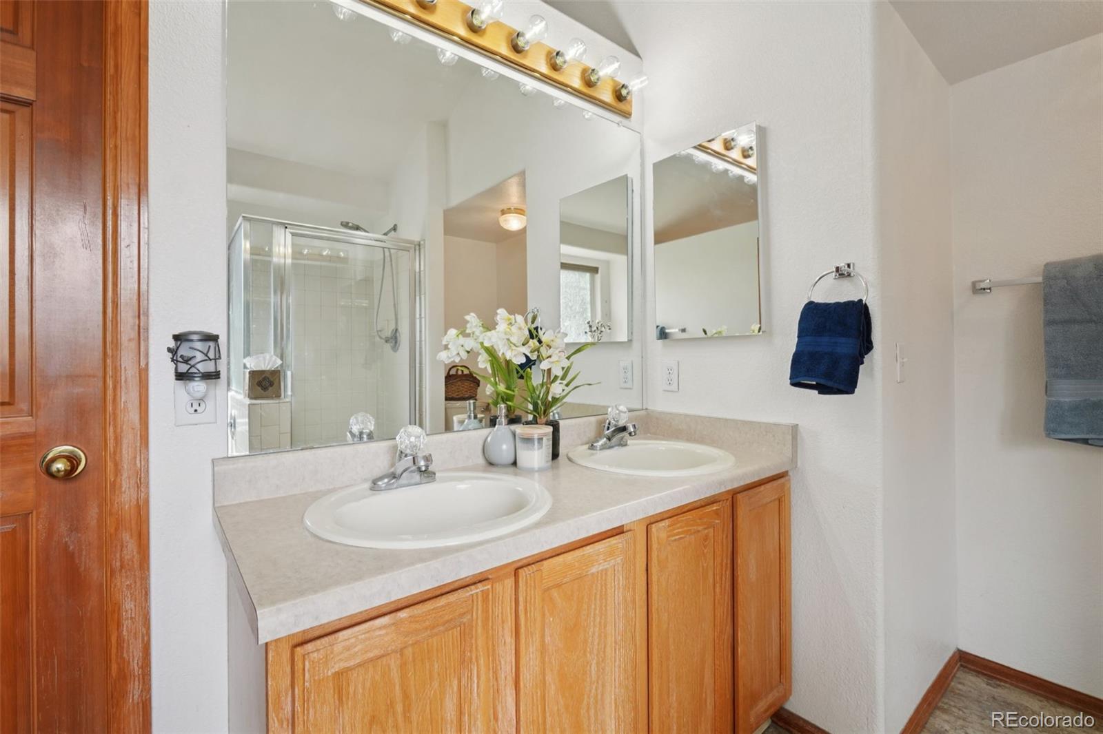 17040 Hastings Avenue