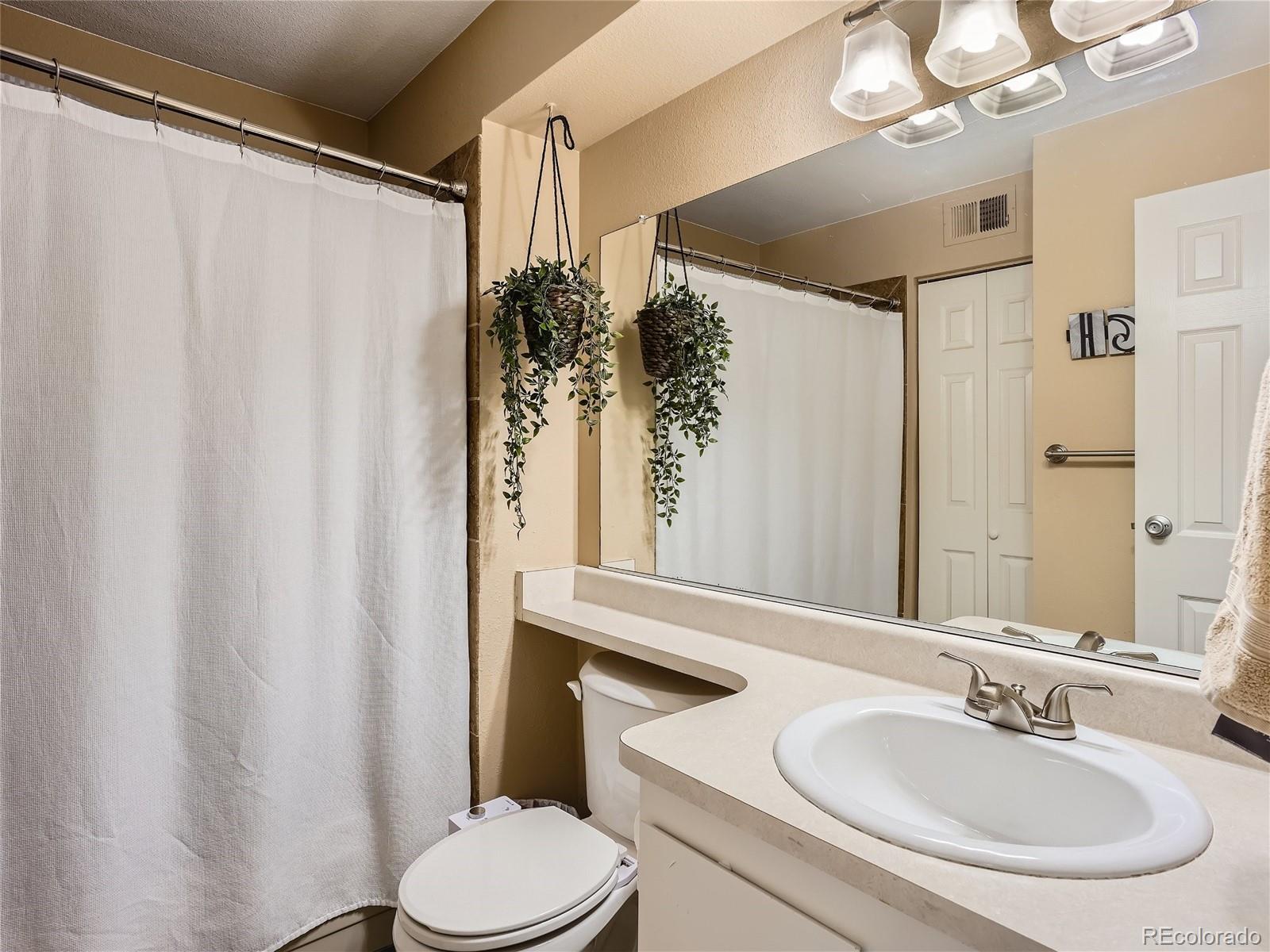 18302 E Kepner Place Unit: 208