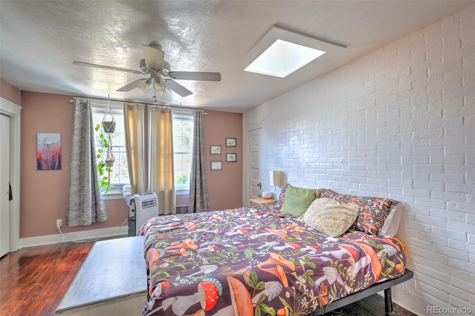 511 W Colorado Avenue