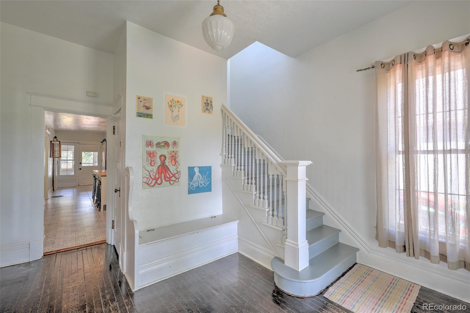 511 W Colorado Avenue