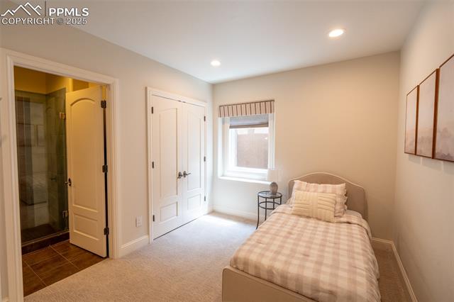 1575 Vine Cliff Heights