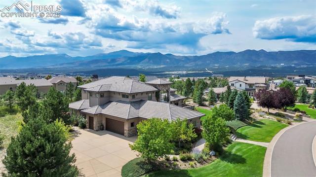 1575 Vine Cliff Heights