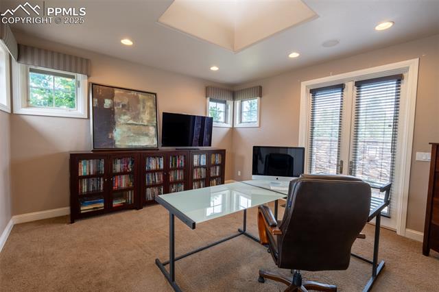 1575 Vine Cliff Heights