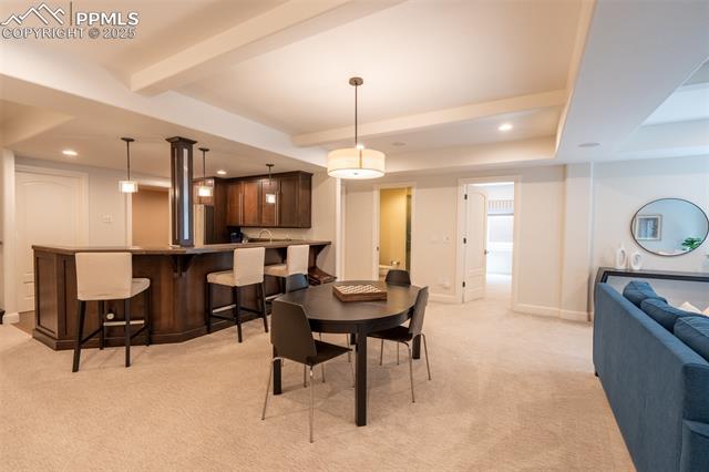 1575 Vine Cliff Heights