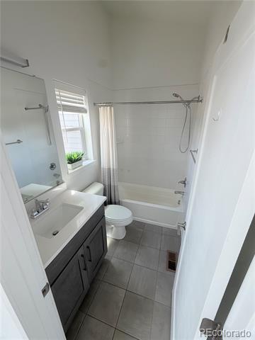8711 E Hampden Avenue Unit: 4