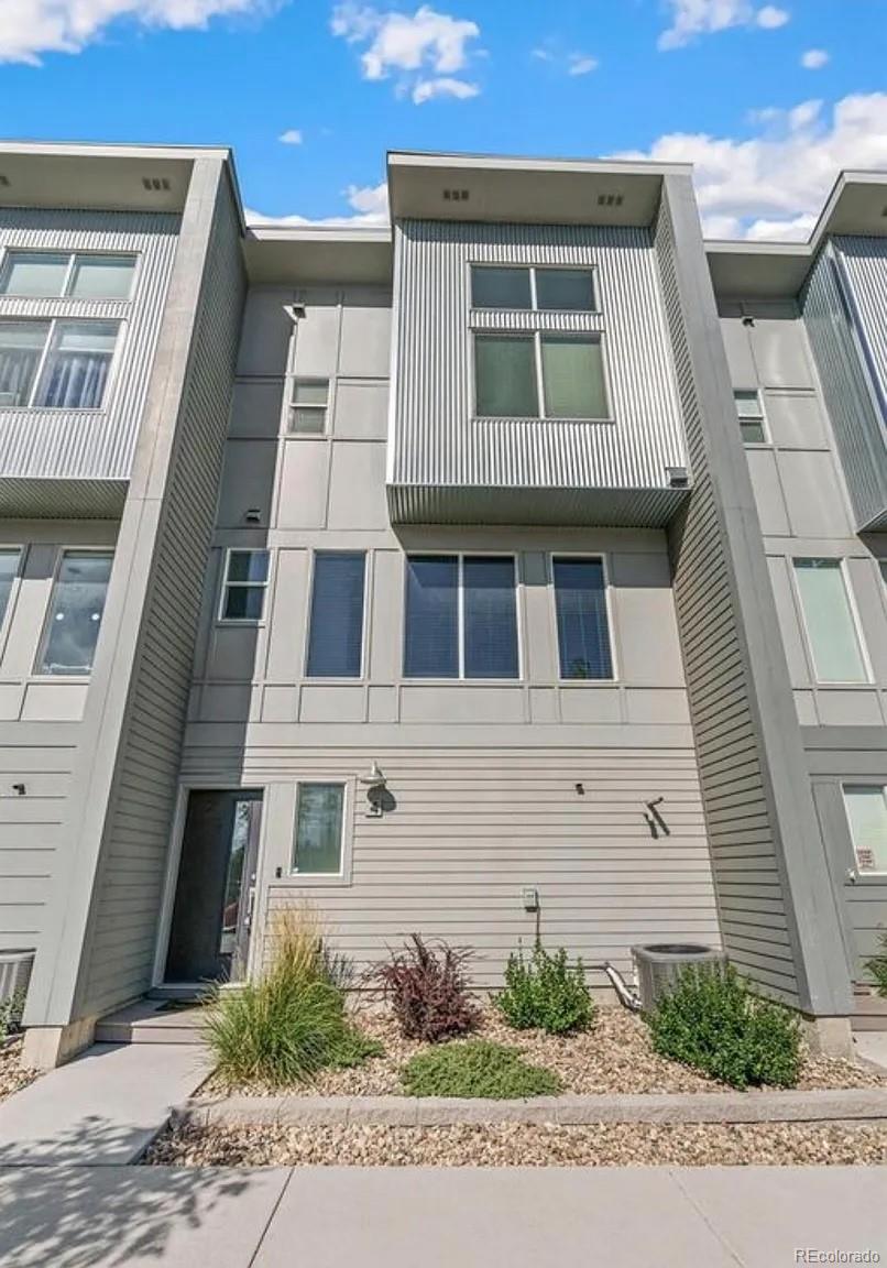 8711 E Hampden Avenue Unit: 4