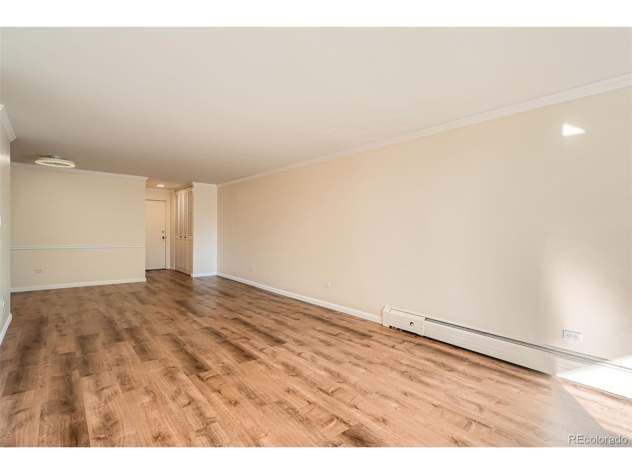 4600 E Asbury Cir 106