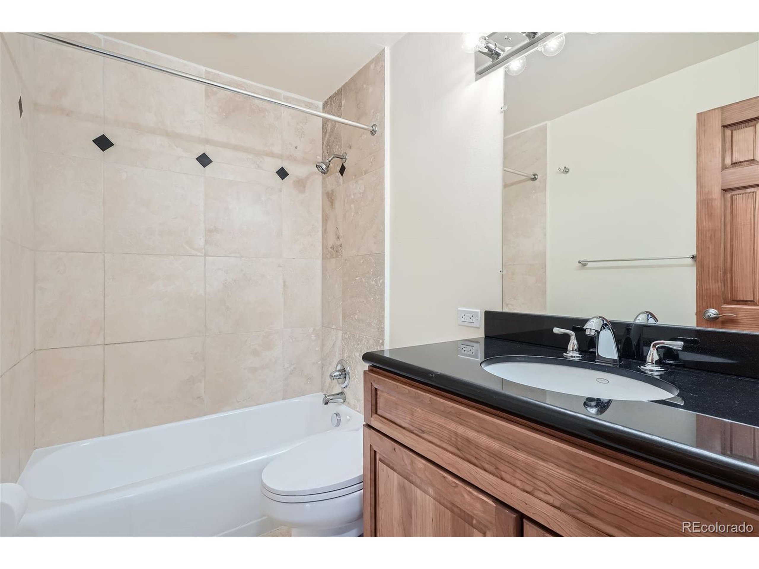 4600 E Asbury Cir 106