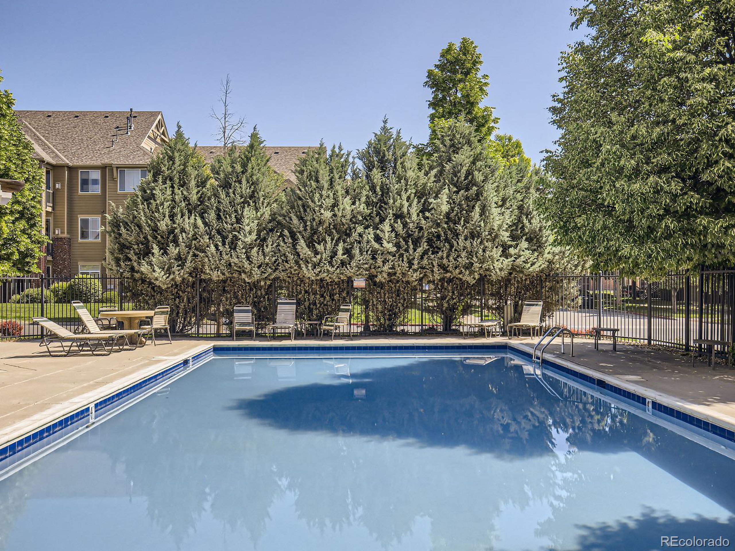 2133 Krisron Rd A202