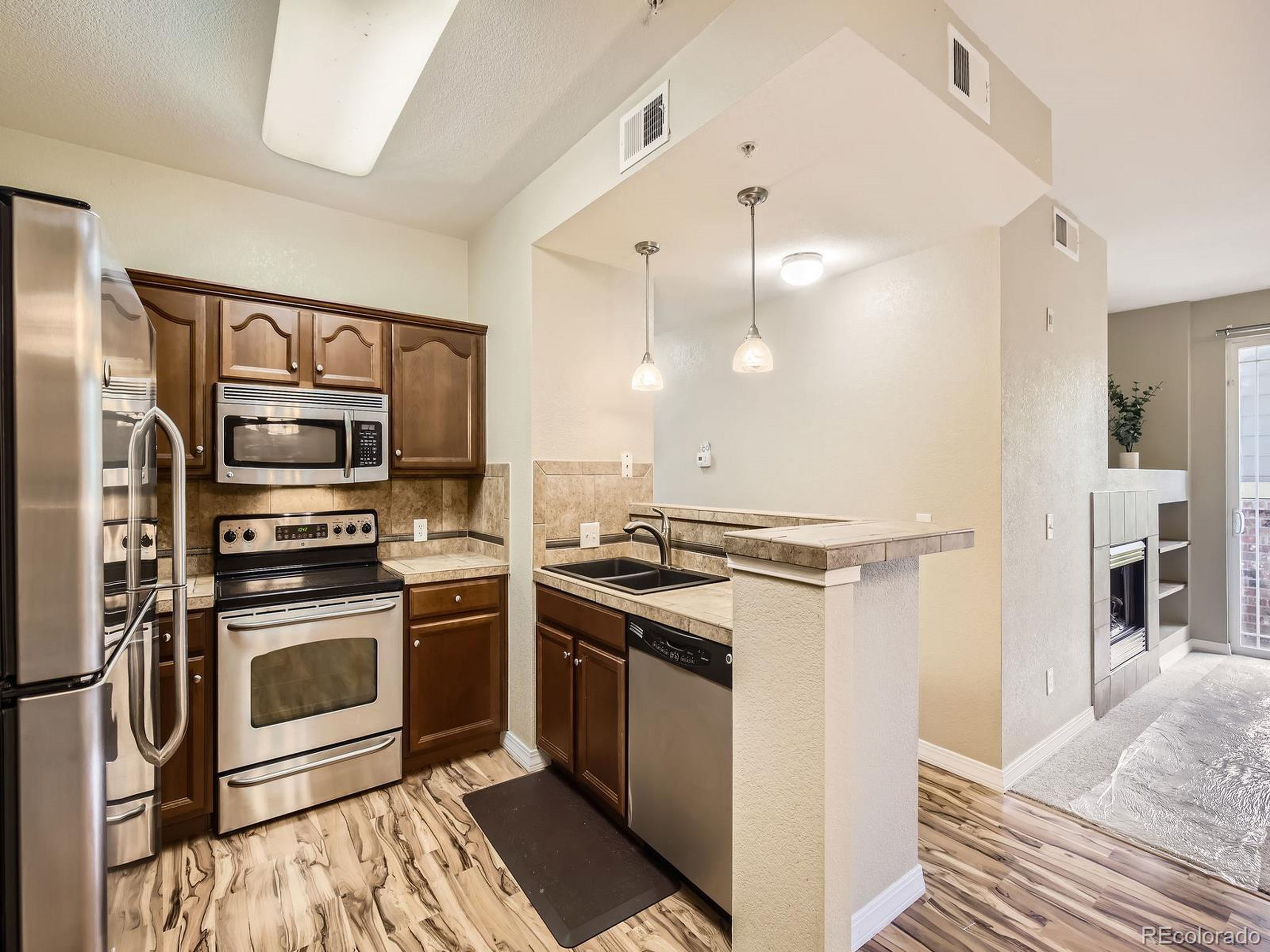 2133 Krisron Rd A202