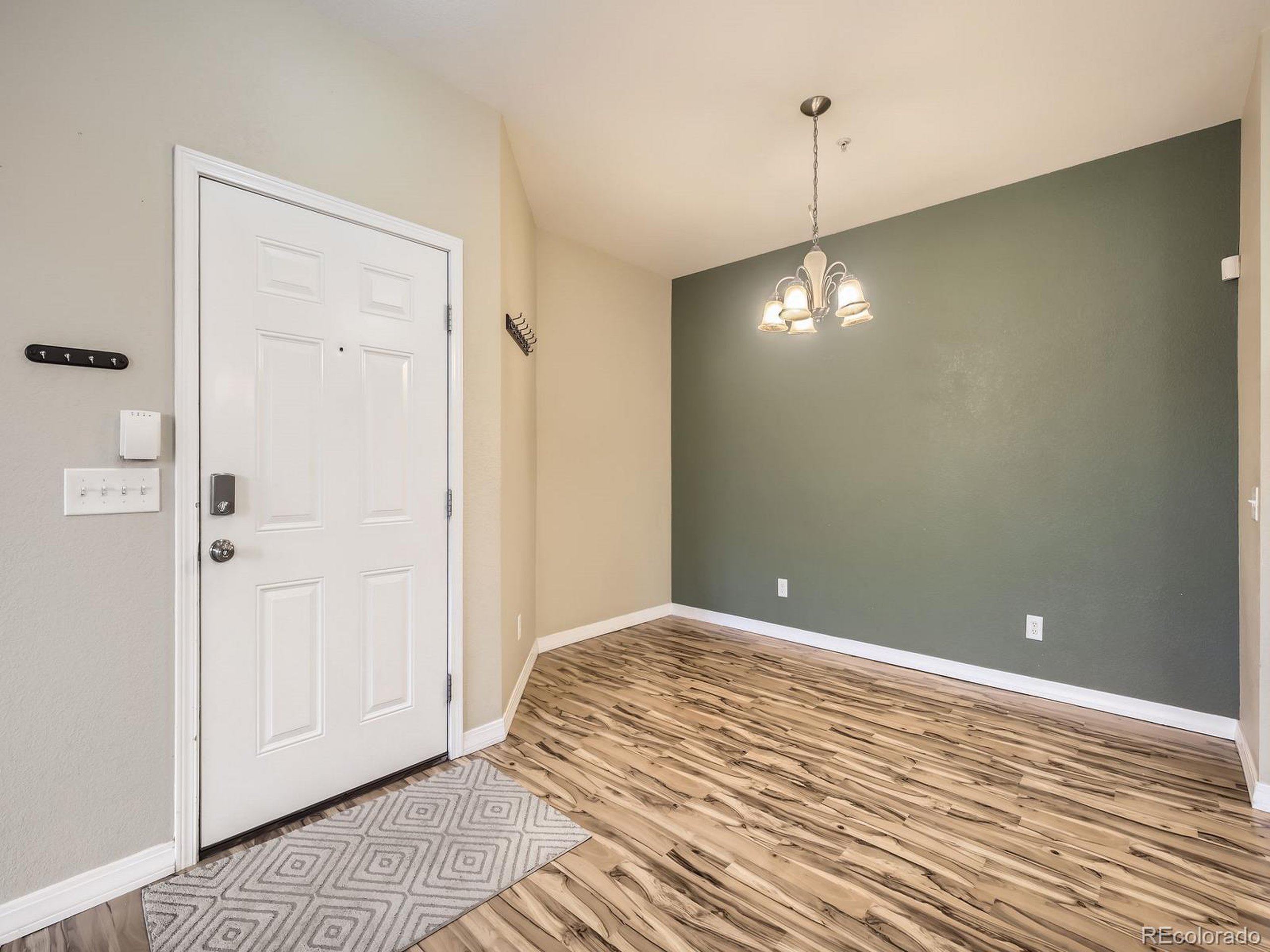 2133 Krisron Rd A202