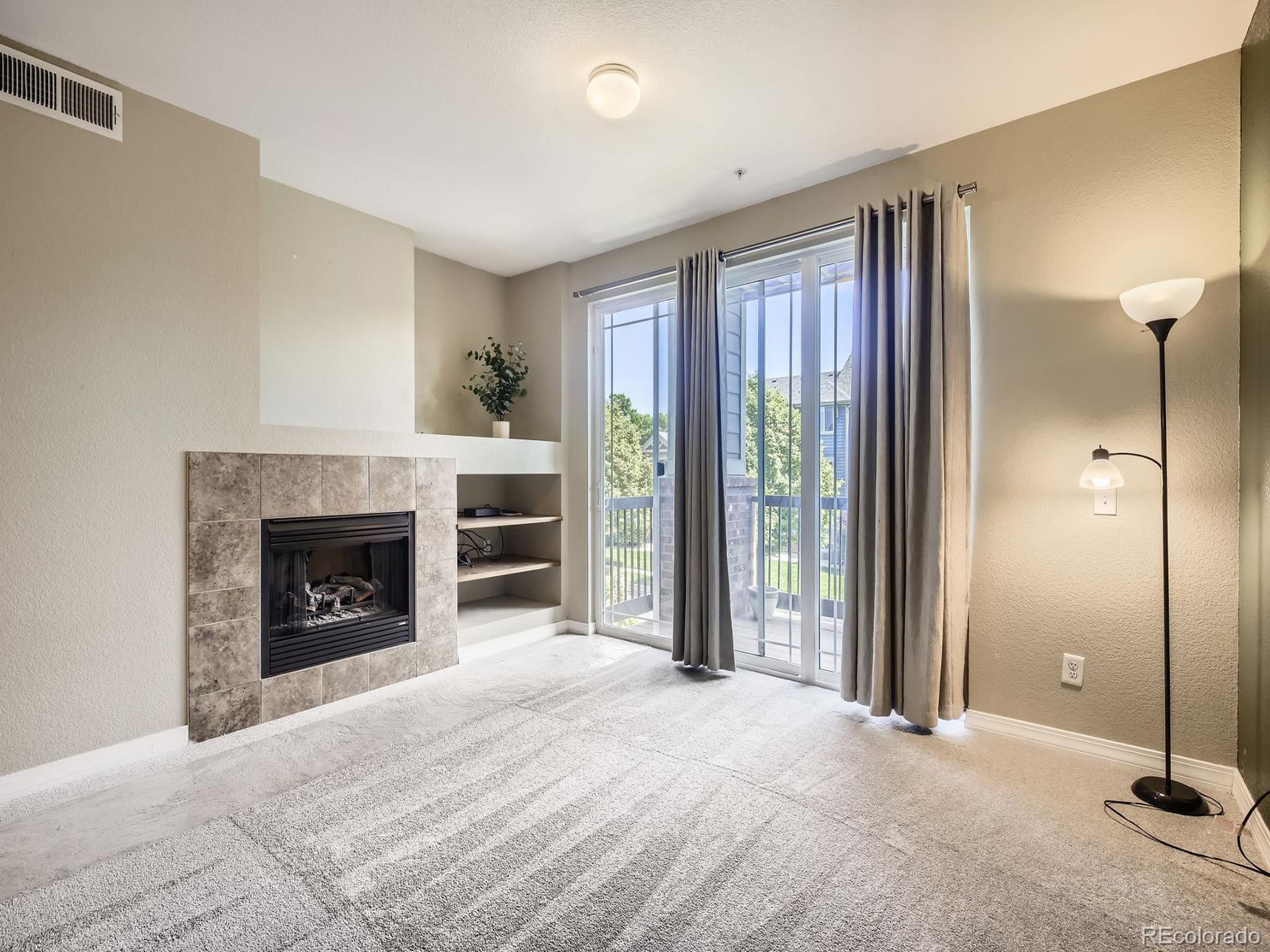 2133 Krisron Rd A202