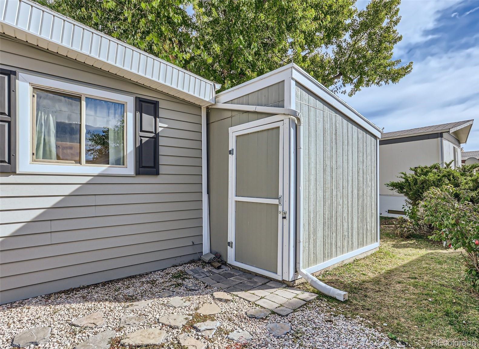 8201 S Santa Fe Drive