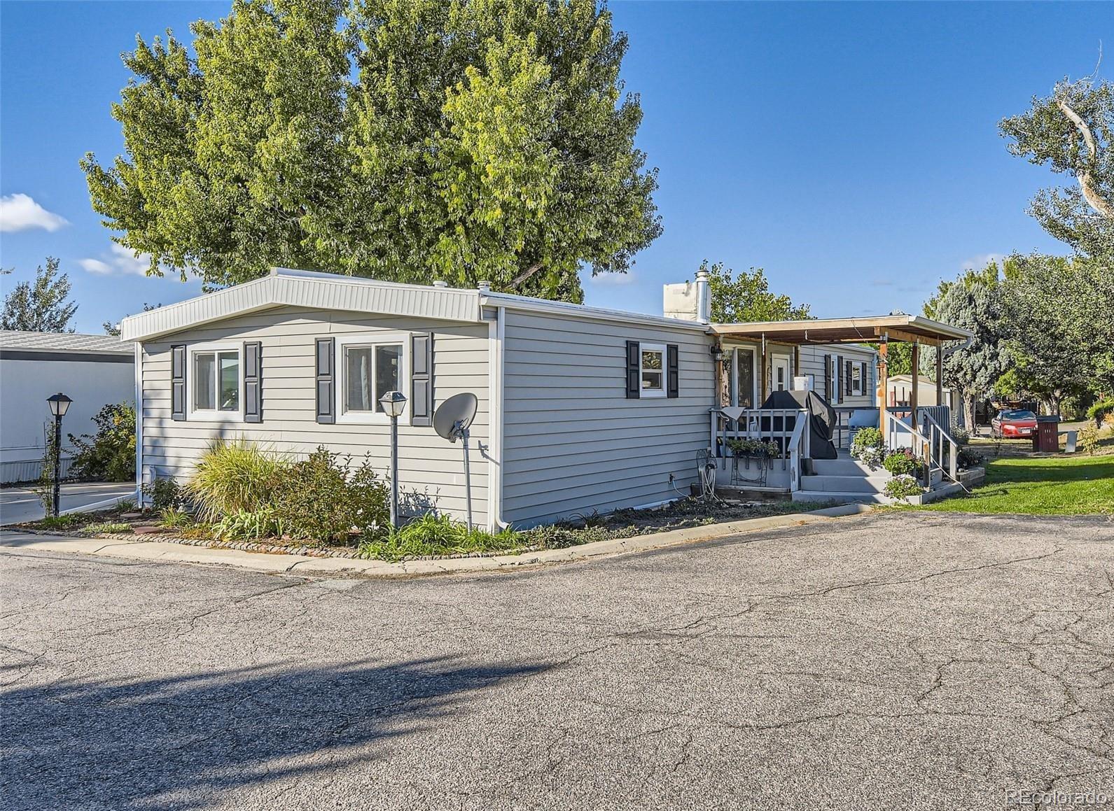 8201 S Santa Fe Drive