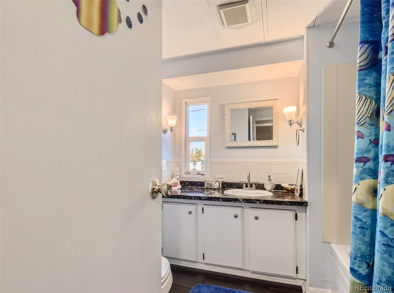 8201 S Santa Fe Drive