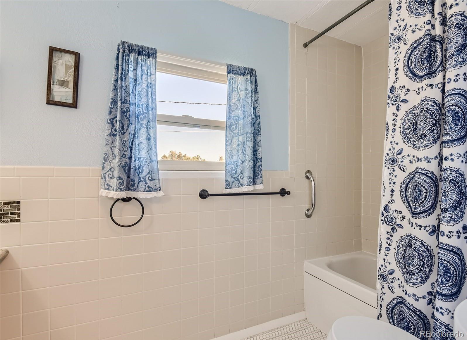 8201 S Santa Fe Drive